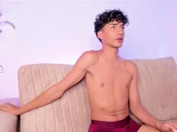 Freechat twinksboys_23 on Chaturbate
