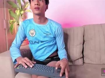 Freechat twinksboys_23 on Chaturbate
