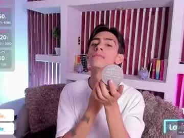 Checkout Chaturbate's Uyukie uyukie from Chaturbate