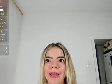 valerialoren on Chaturbate