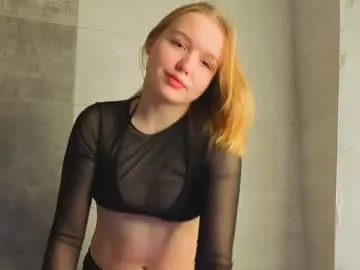 Freechat yangsperanza on Chaturbate