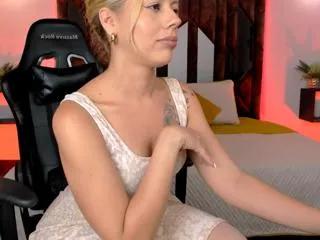 alicia_taborda on Flirt4Free 