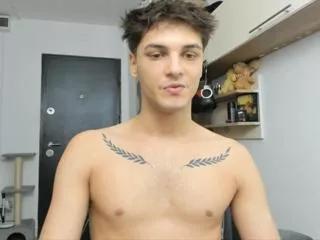 angel_frank on Flirt4Free 