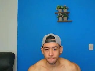Offline christopher_wells on Flirt4Free