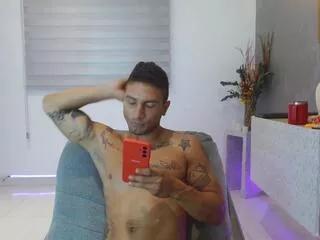 fagu_lion on Flirt4Free 
