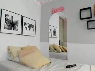 olivia_colliins on Flirt4Free 
