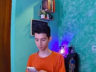 Offline vicente_ferrer on Flirt4Free