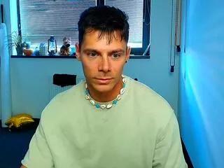 zeb_madison on Flirt4Free 
