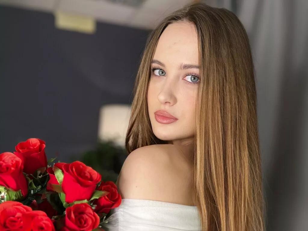 AlbertaClem on LiveJasmin 