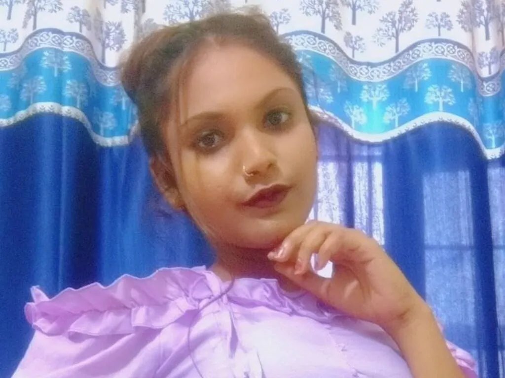 AngelRani from LiveJasmin