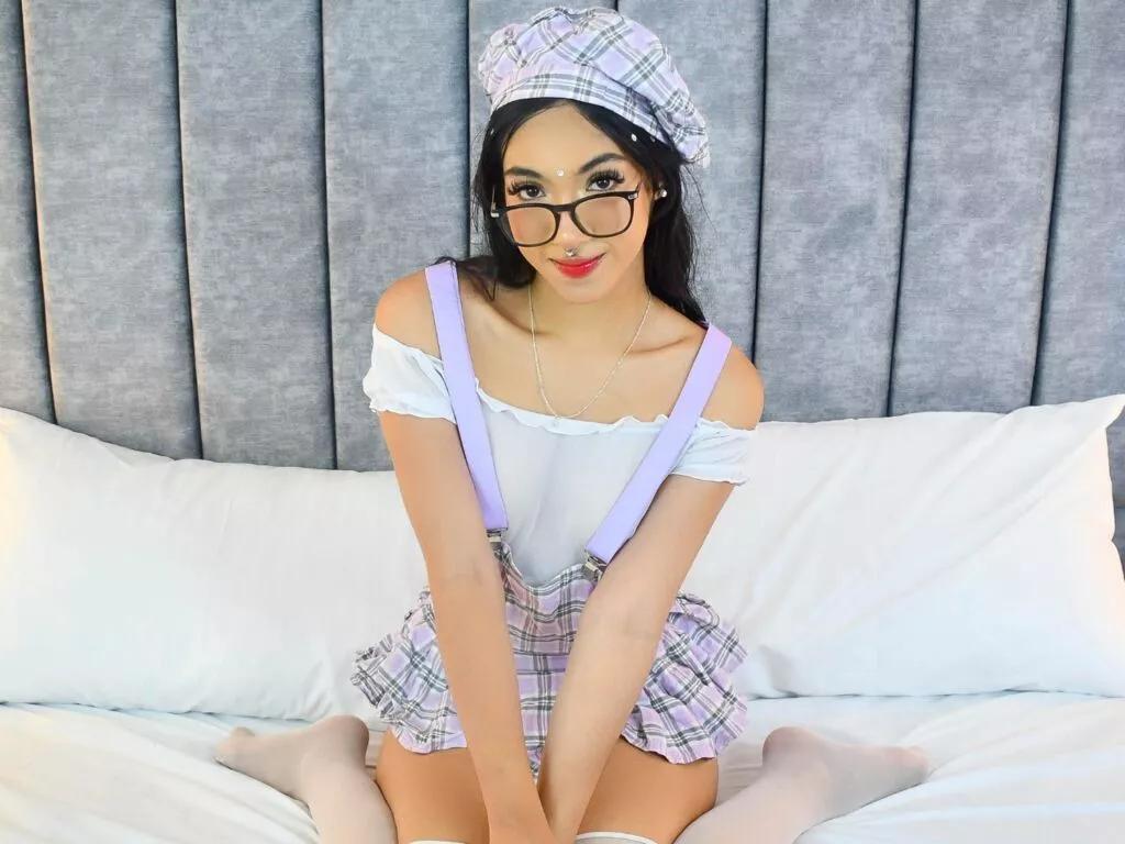 AriannaBrain on LiveJasmin 