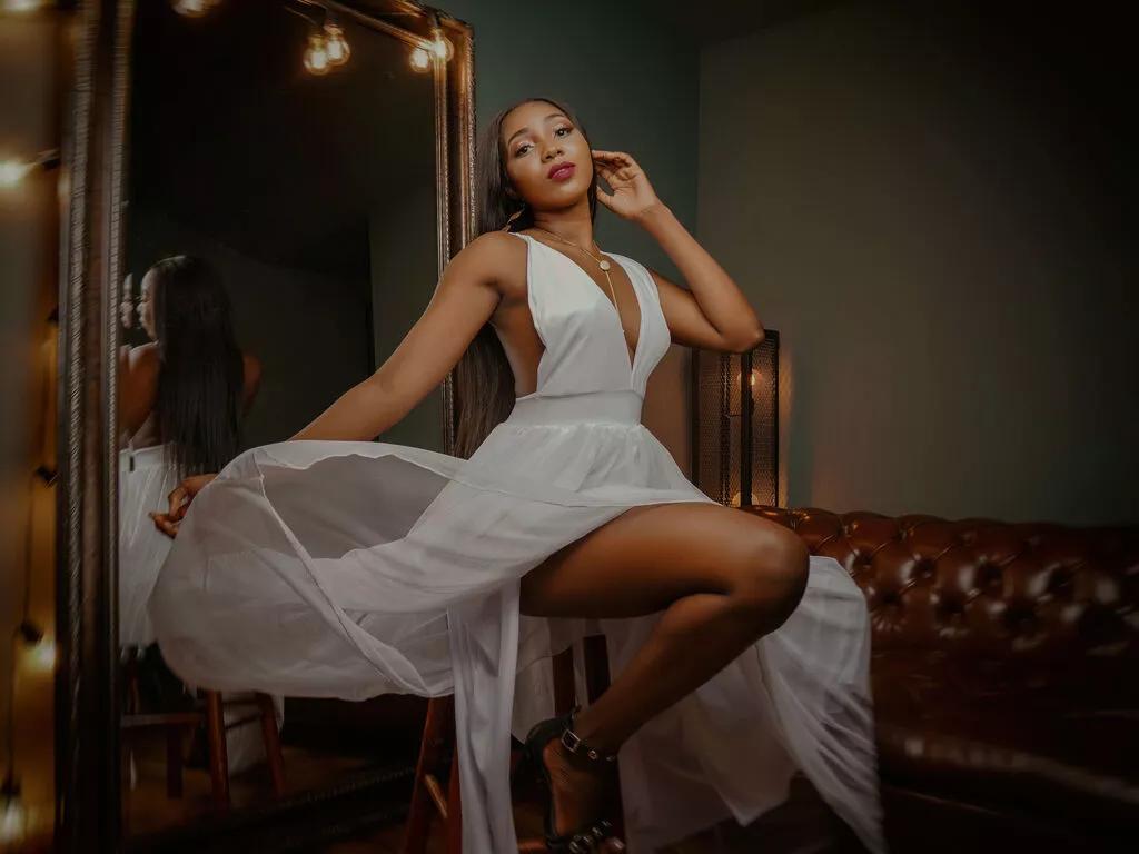 Join 25 years old ChaynaStone from LiveJasmin ChaynaStone from LiveJasmin