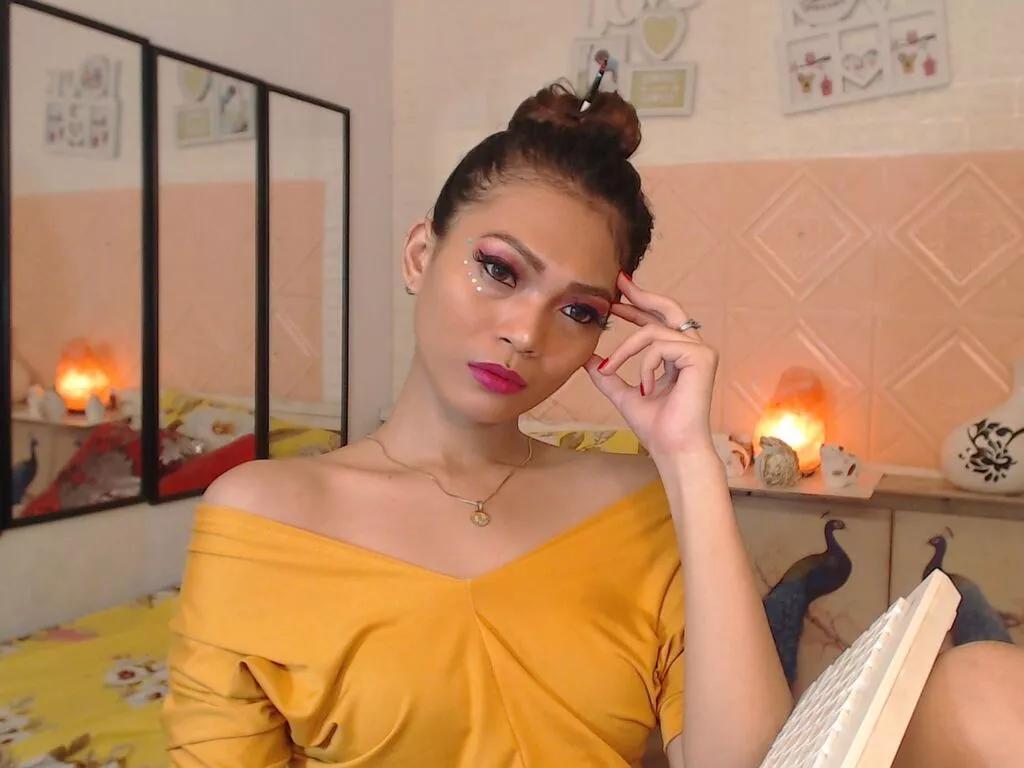 DanayaQuin on LiveJasmin 