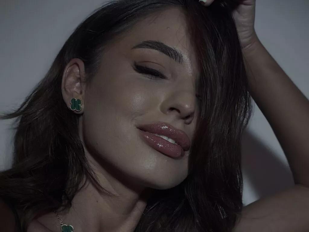 EsmeAinsley from LiveJasmin