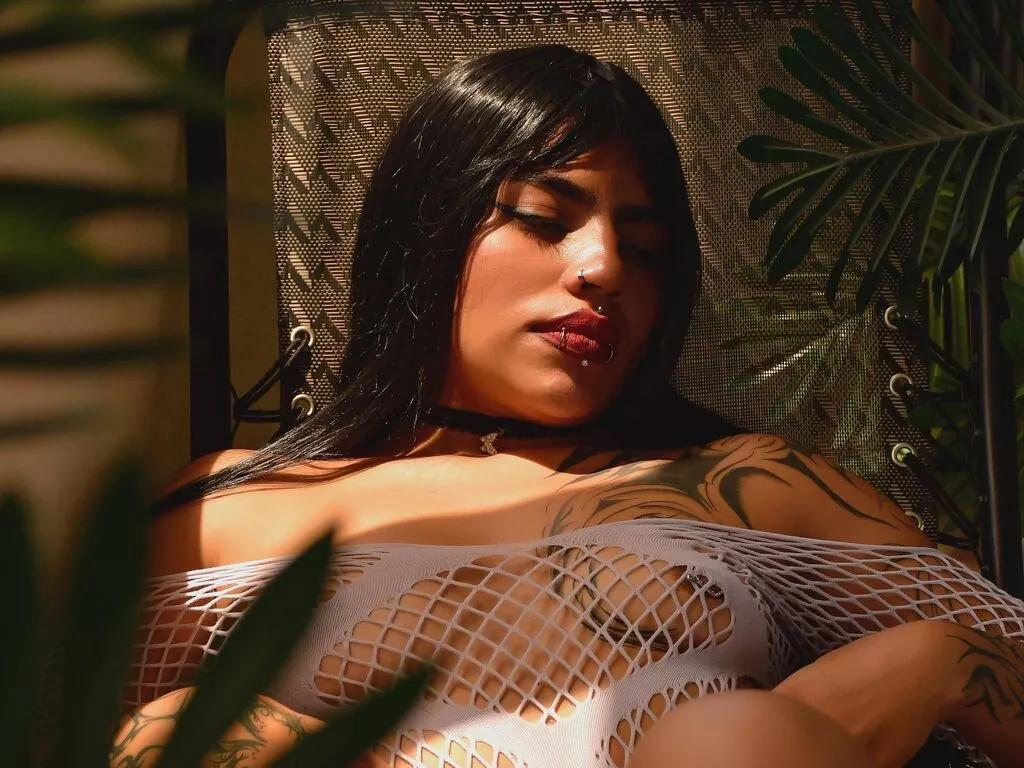 HannyHilton on LiveJasmin 