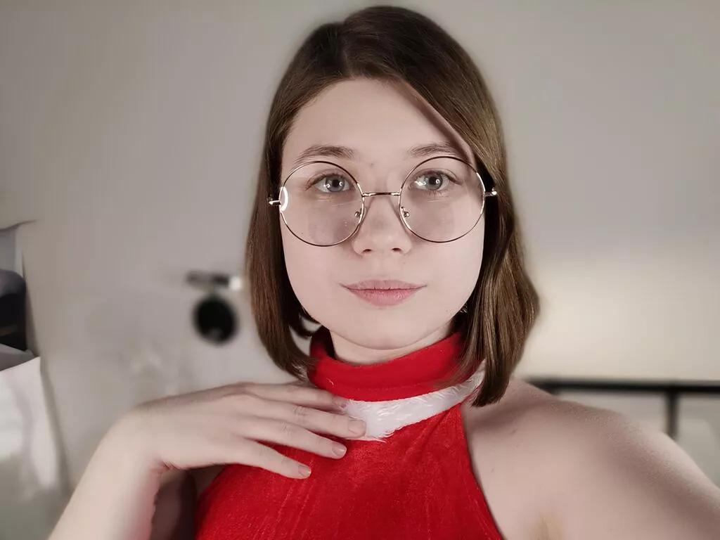 LoraFlowers on LiveJasmin 