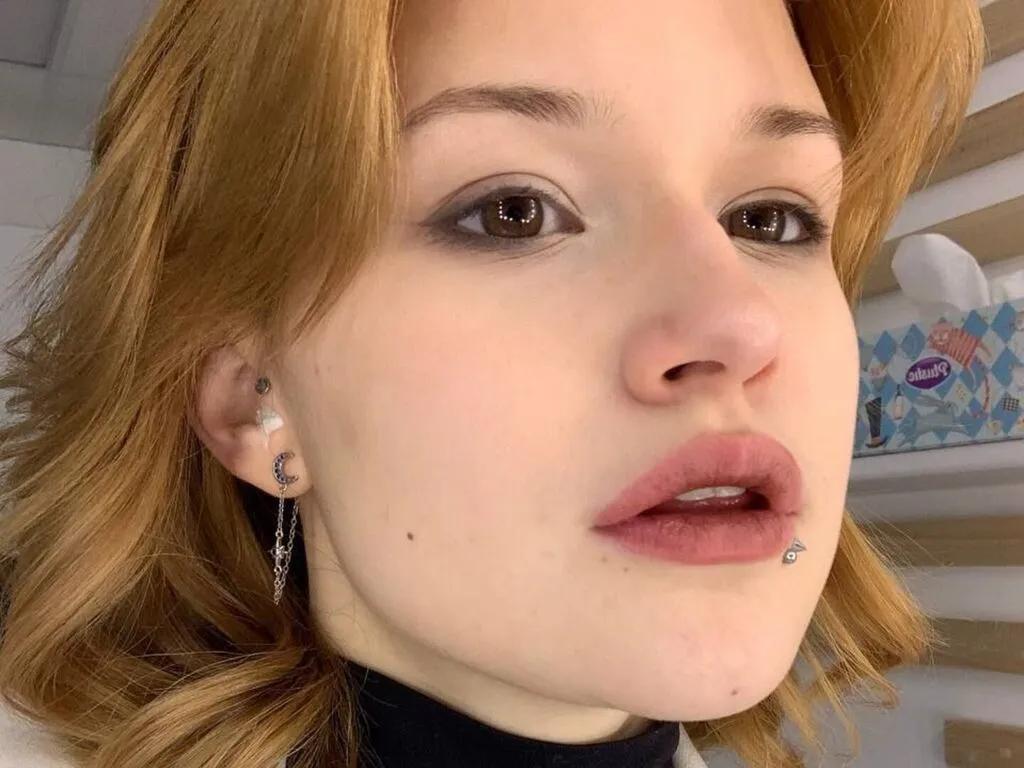 NishaRayo from LiveJasmin