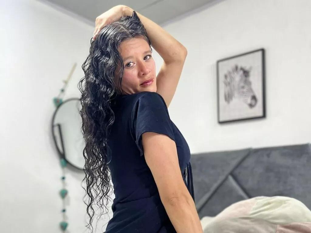 SereneBerkles on LiveJasmin 