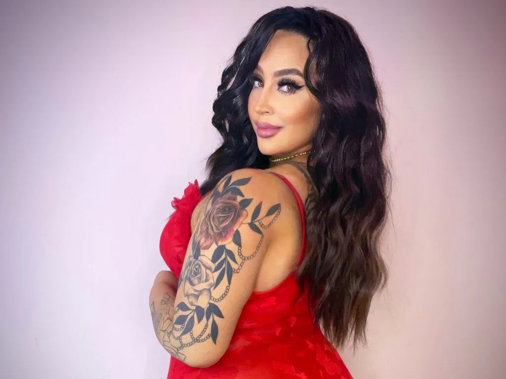 SharlinMoreva — I love foreplay, challenges, being treated with affection and admiration, awakening fantasies, good details. 