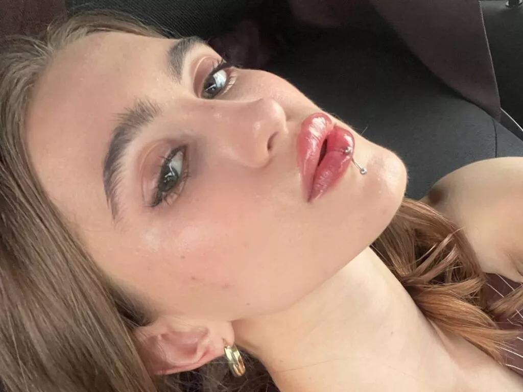 SilviaCoey on LiveJasmin 