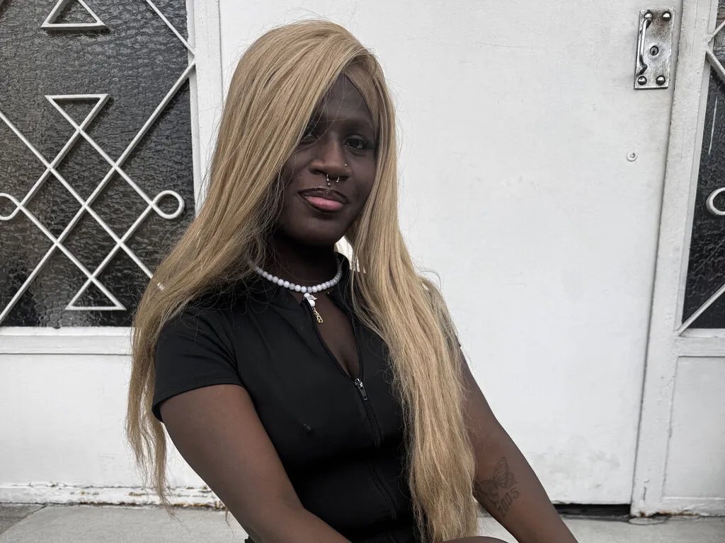 TirannyLex — I love music. i love to eat red beans is my favorite  food in the world! 