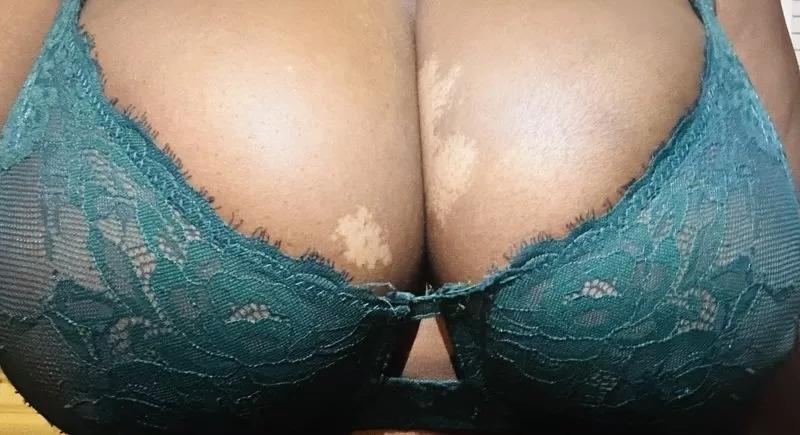 88celeste88 on Streamate 