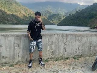 Offline Aikolove777 on Streamate