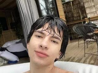 Offline angelo_duarte on Streamate