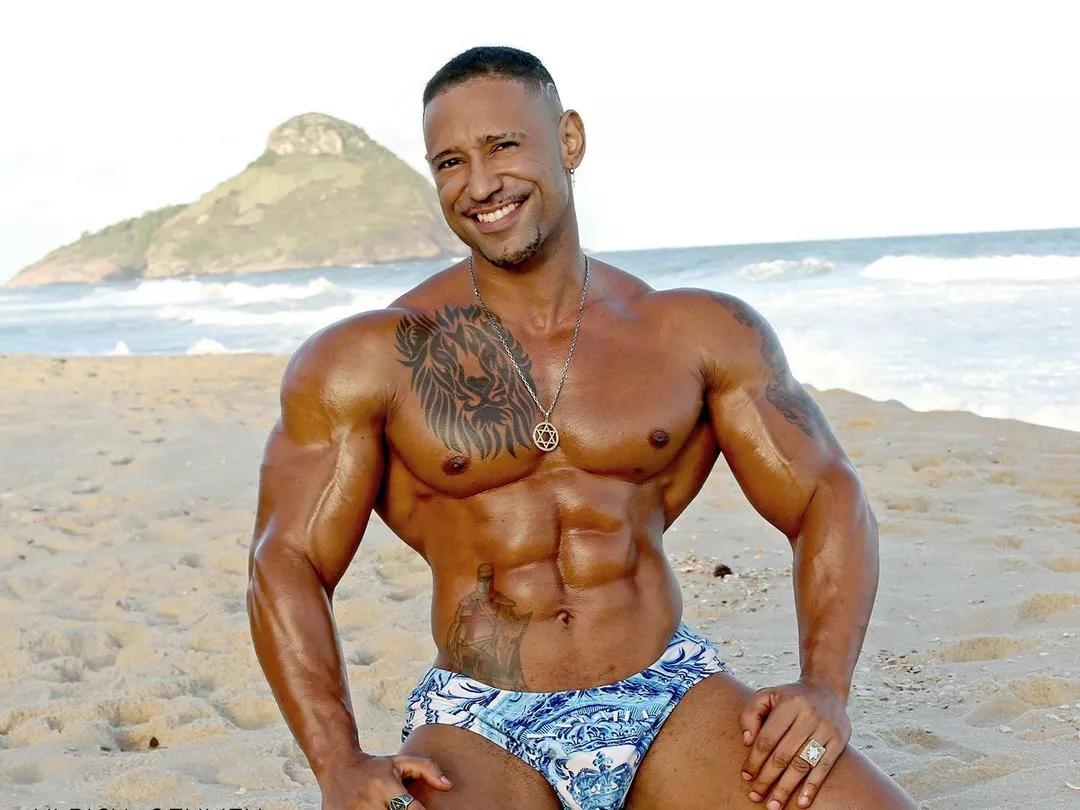 Offline apolobrasileiro on Streamate