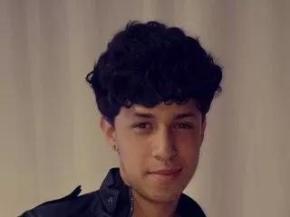 Axel_evansss on Streamate 