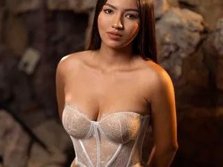 Offline bigboobsnaughty19 on Streamate