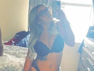 Bustyjosie69 on Streamate