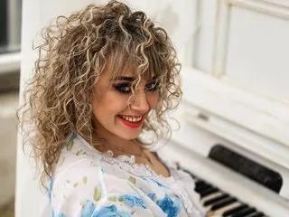 Watch CandyLadyy, she wants to masturbate for you CandyLadyy from Streamate