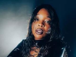 CharlotteBrown21 on Streamate 