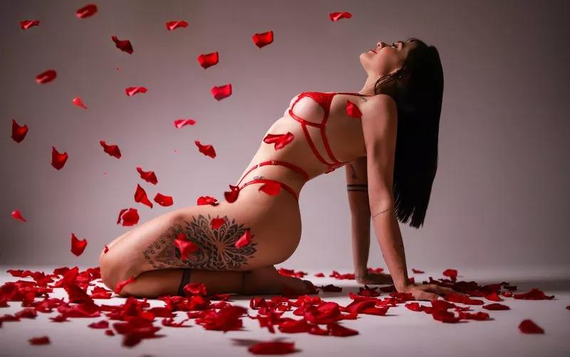 Group charlotteewhitee on Streamate