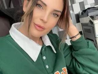 Amazing Chloe_Sins wants you to fuck her body now Chloe_Sins from Streamate