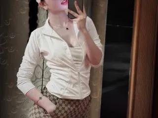ClaraBae on Streamate
