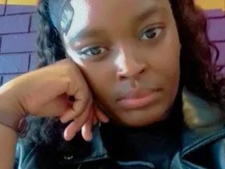 Collegebjxx21 on Streamate