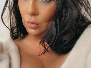 CreamyCami on Streamate