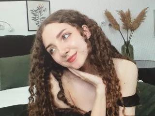 CurlyRina on Streamate 