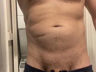 Offline DickeyHogstuffin on Streamate