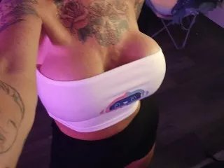 Offline DixierebelDixiedime on Streamate