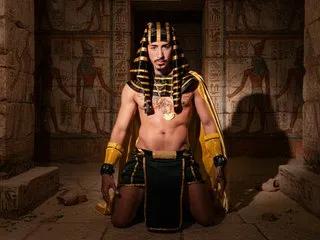 Join sexy performer Donovan_Desmond Donovan_Desmond from Streamate