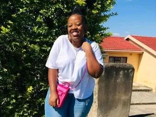 ebonybigass4u368 from Streamate