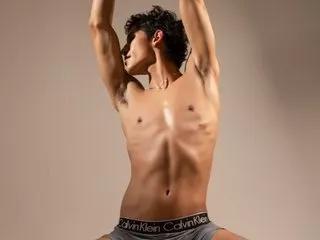 EmilioRiva on Streamate 
