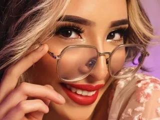 Explore EmmiliaBons, she wants to masturbate for you EmmiliaBons from Streamate