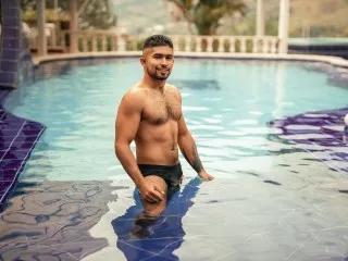 ethaanjones on Streamate 