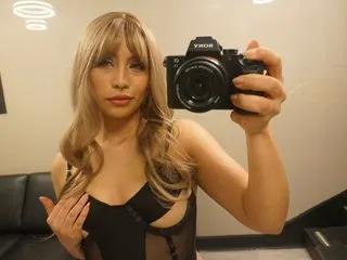 EvaniaX from Streamate