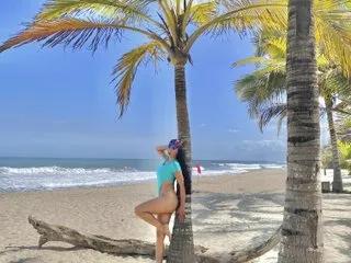 Checkout GemmaSanders, she wants to masturbate for you GemmaSanders from Streamate