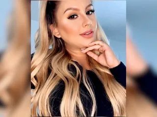 Hanna_Blondee from Streamate